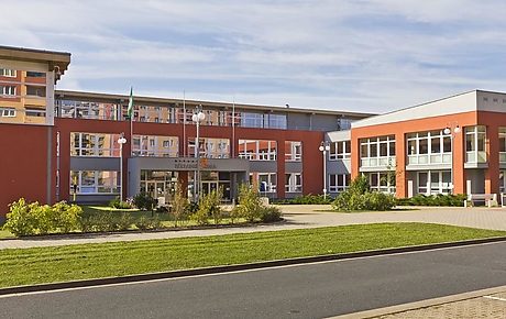 Základní škola, Říčany u Prahy